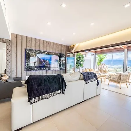 La Cala Sky View